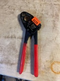 Pex crimper