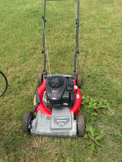 Snapper lawn mower Unknown condition Buyer to bring help to load