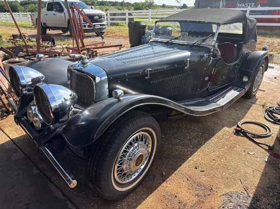 1937 Jaguar kit car early 70s Volkswagen pan, motor and suspension Sold with Title no key at this