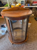 Curved glass cabinet