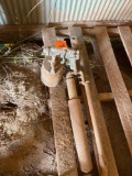 Drag link stabilizer and Binks siphon feed gun