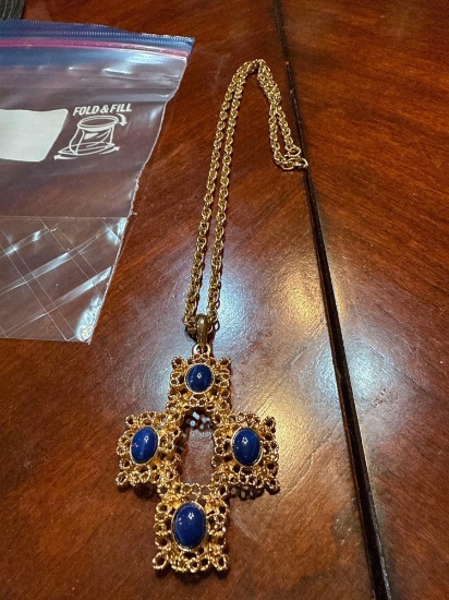 Goldtone Cross pendant necklace