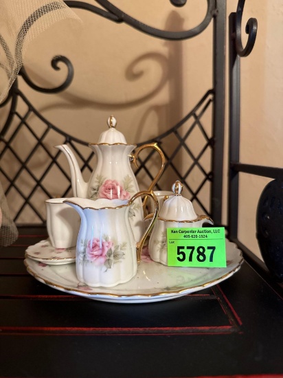 Tea pot set