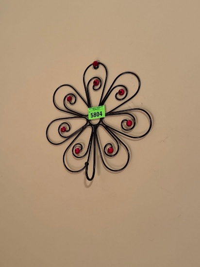 2 matching wall decor hangers