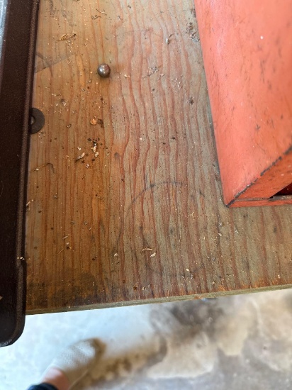 Desk one drawer missing. Desk only!