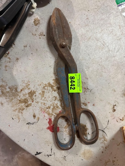 Cutting tool