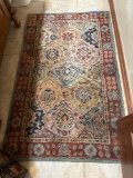 Area rug 60 x 36