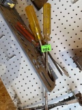screw drivers