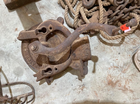 Vintage Cast Iron Corn Husker