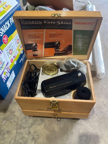 Vintage Shoe Shine kit