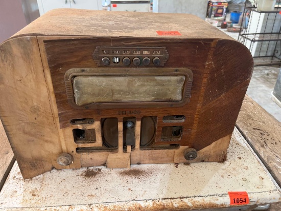antique radio