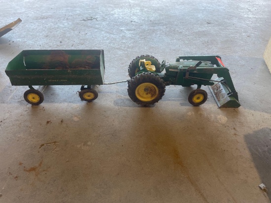 Vintage John Deere tractor childs toy