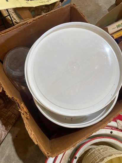 Small Plastic buckets