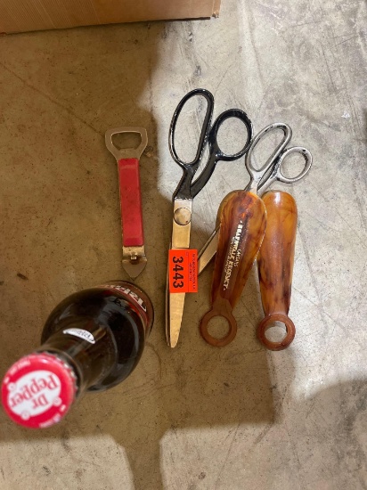 Scissors and Shoe horns