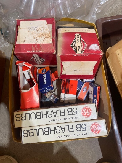 Vintage Flash bulbs and more