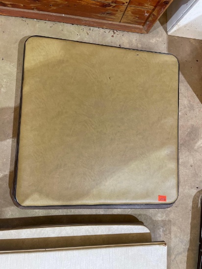 Foldable Tables