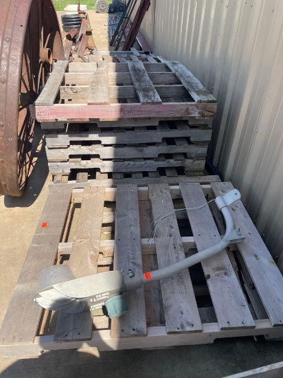 Wood Pallets