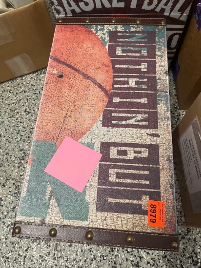 Basketball foot locker