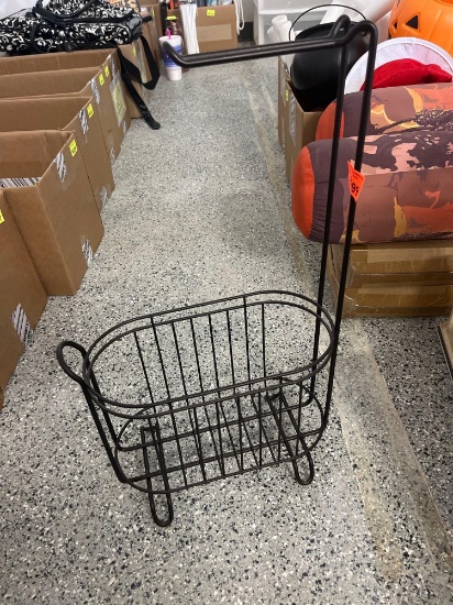Wire basket