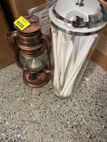 nd straw holder