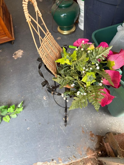 Planter and wall plant holder