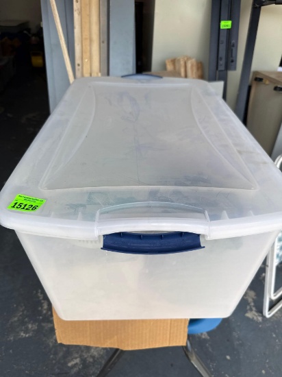 Tote with pitchers and food storage containers