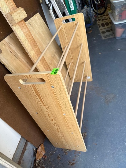 Clothes or quilt stand