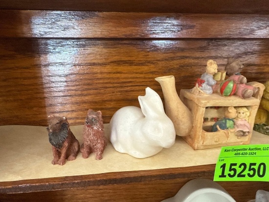 figurines
