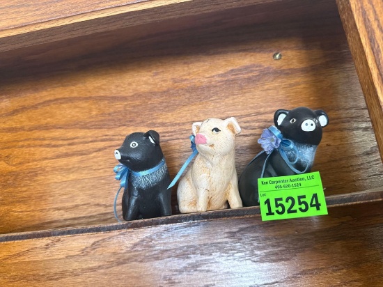 pig collection