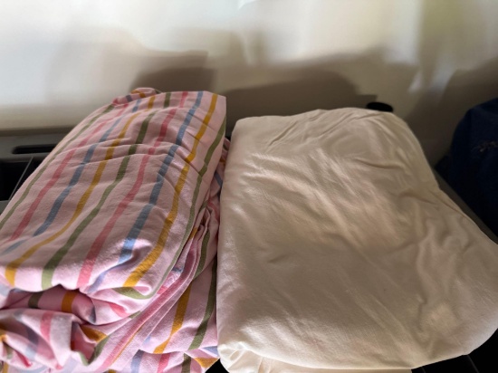 Bedsheets and Quick drycar towel