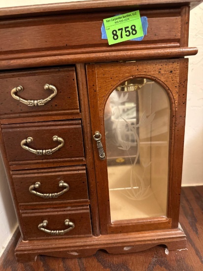 jewelry box