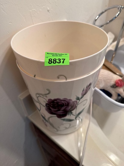 trashcan soap, holder soap, dispenser, and wall light