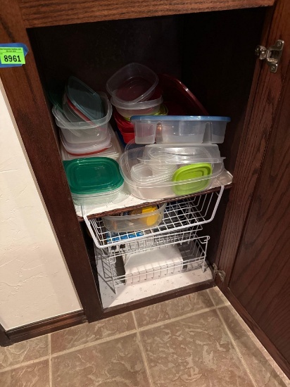 Tupperware and organizer