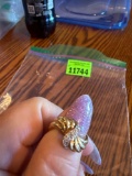 14k yellow gold with white stones size 5