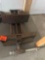 Bench vise