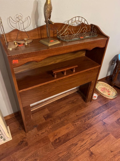Twin headboard Measurements in photos Buyer responsible loading and moving