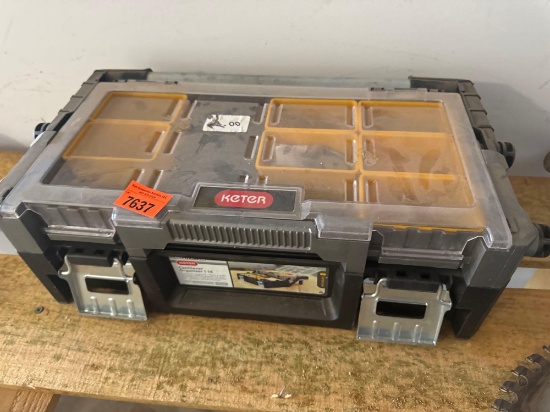 Keter Cantilever organizer