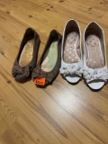 2 pair slip on flats Size in photo