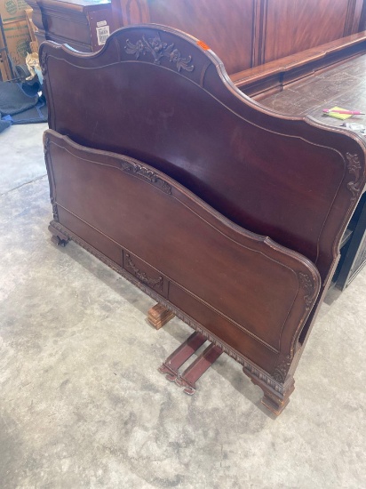 Beautiful headboard and footboard Must bring help to load