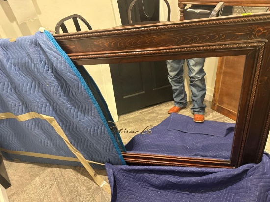 Decorative wall mirror 42x81 Must bring help to load