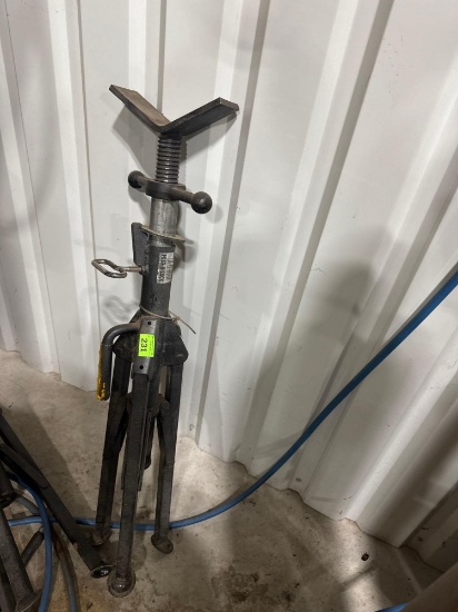 Pipe jack