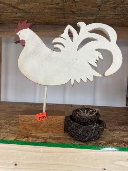 Metal Rooster table decor Measurement in photo