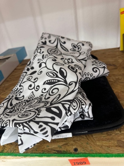 Napkins and placemats