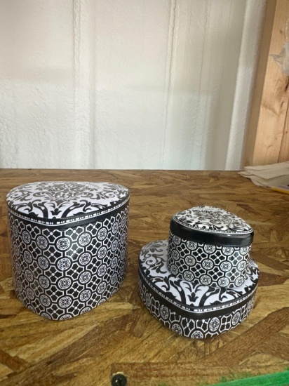 Decorative metal containers