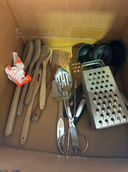 Kitchen utensils'