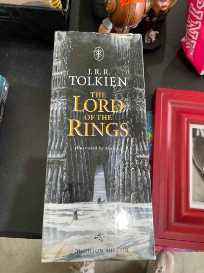 Lord of the rings books