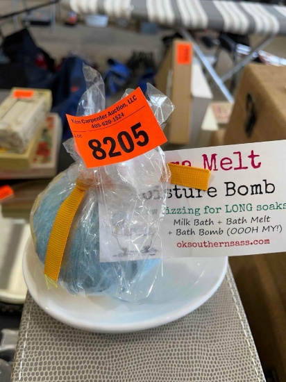 Moisture bomb