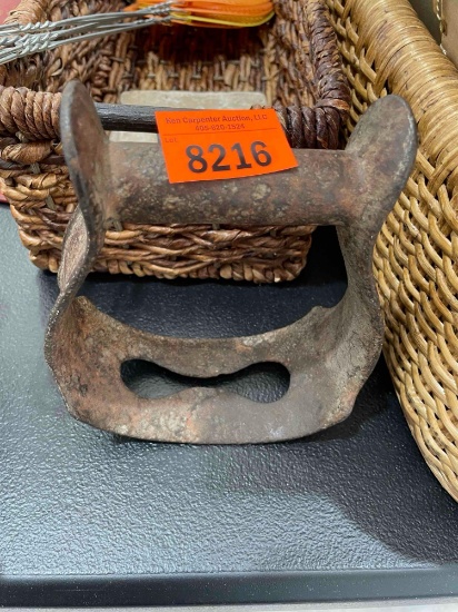 Stirrup