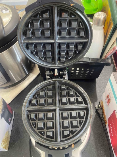 Cuisinart waffle iron