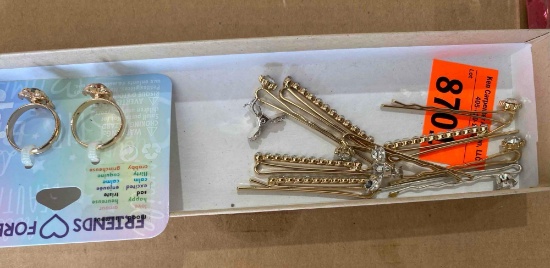 Hair pins and friends forever set